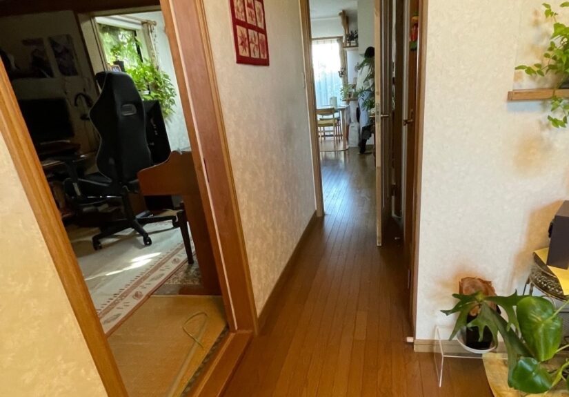 ③